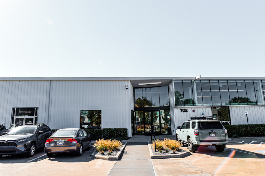 700 SE 5th St, Bentonville, AR à louer - Photo de l’immeuble – Image 3 sur 21