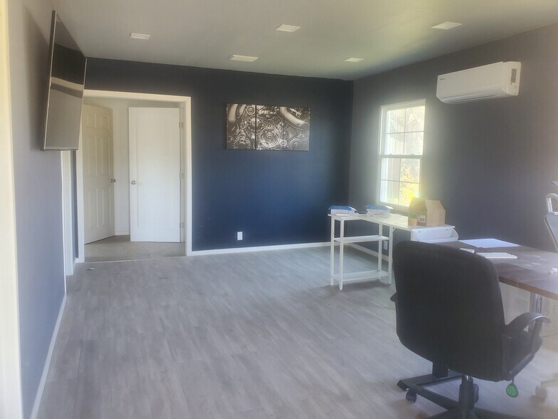 18501 S Main St, Gardena, CA à louer - Photo de l’immeuble – Image 3 sur 8