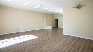 1270 Persian Dr, Sunnyvale, CA à louer Photo intérieure– Image 2 sur 4