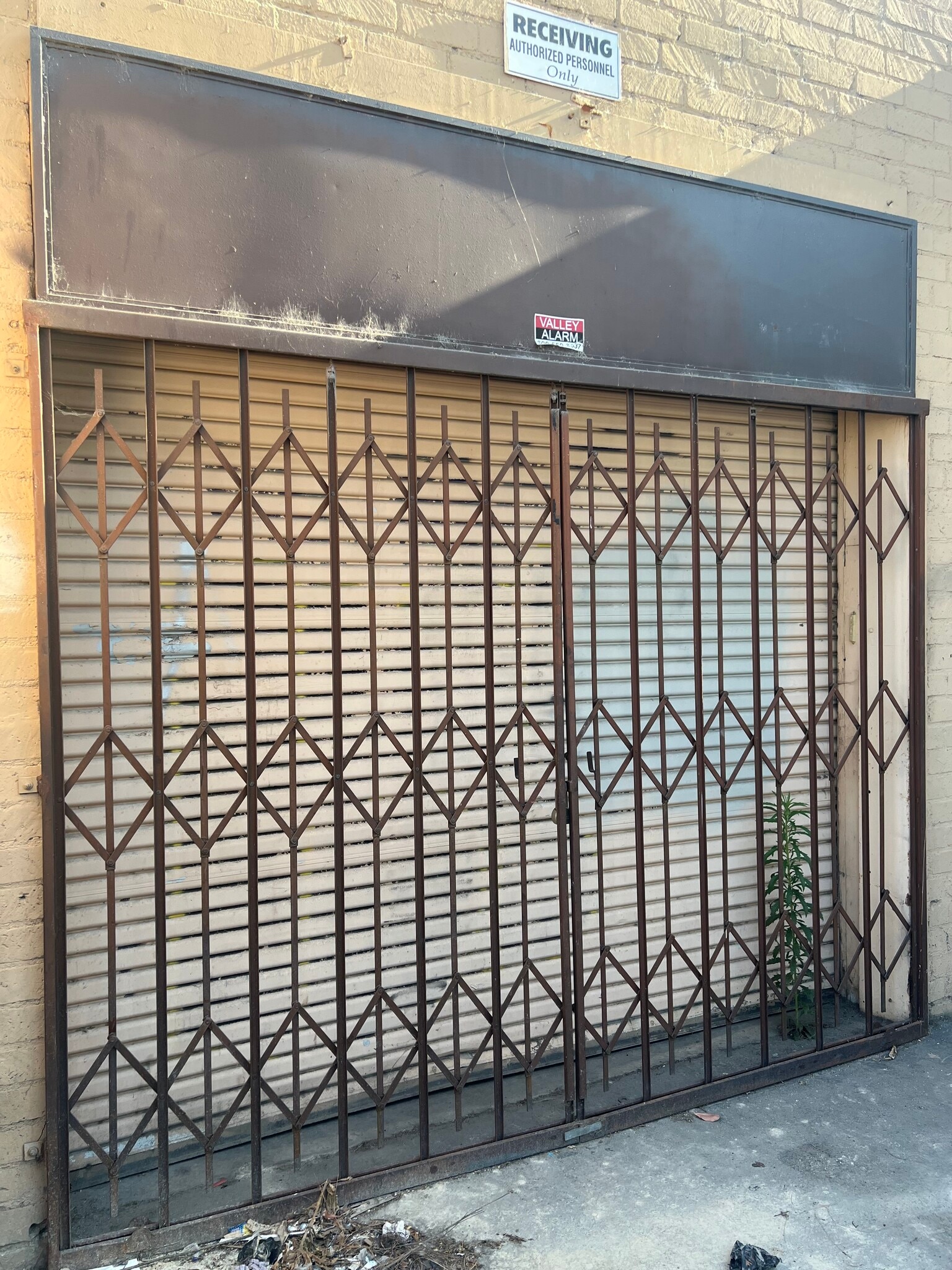 4941 Slauson Ave, Maywood, CA à louer Photo de l’immeuble– Image 1 sur 7