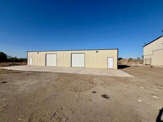 Plus de détails pour 731 E River Ave, Porterville, CA - Industriel/Logistique à louer