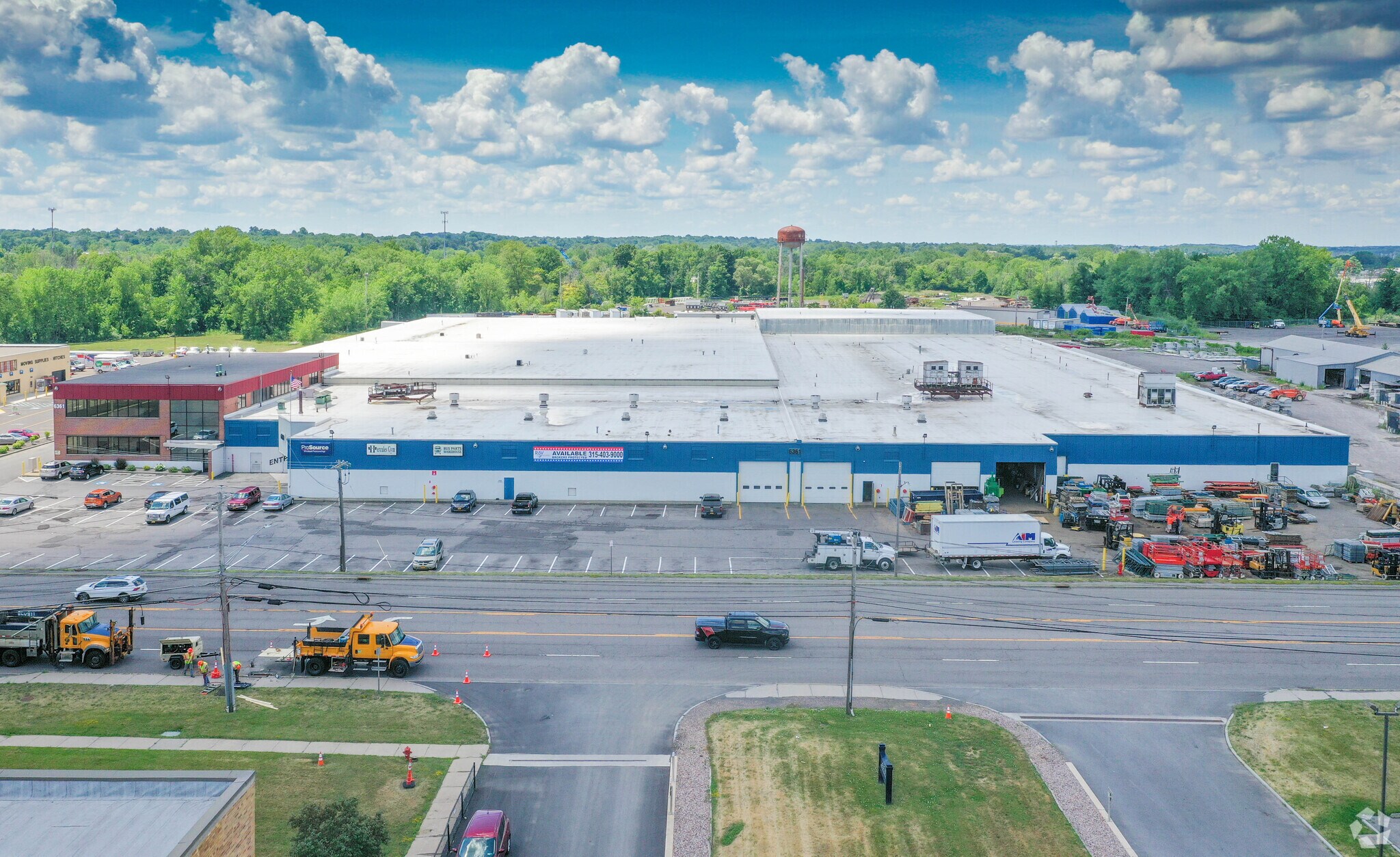 6361 Thompson Rd, Syracuse, NY à louer Photo principale– Image 1 sur 6