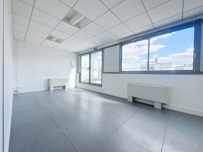 Bureau dans Boulogne-Billancourt à louer - Photo de l’immeuble – Image 3 sur 31