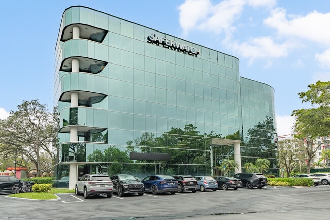 Plus de détails pour 6400 N Andrews Ave, Fort Lauderdale, FL - Bureau à louer