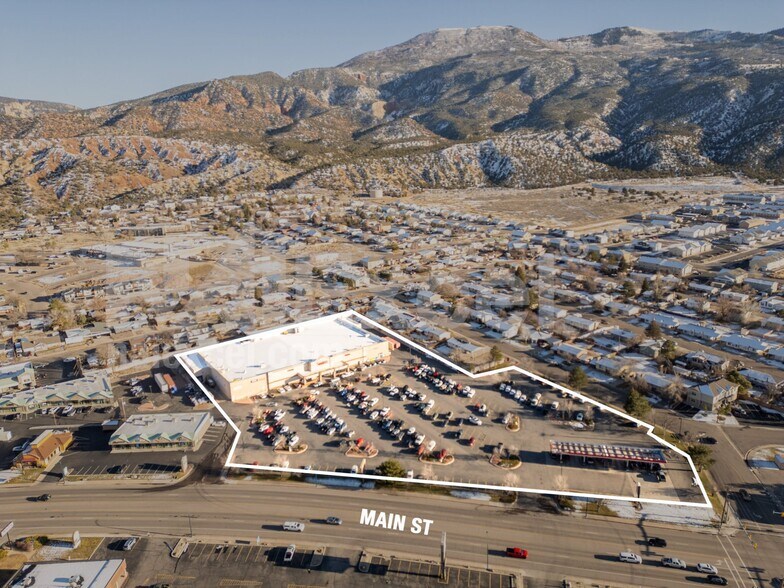 633 S Main St, Cedar City, UT à louer - Photo de l’immeuble – Image 3 sur 10