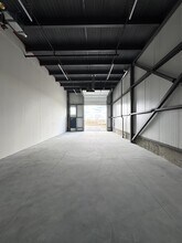 20304 109 Av NW, Edmonton, AB à louer Photo intérieure– Image 2 sur 4