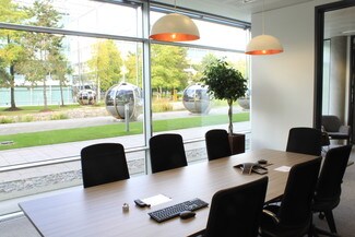 Plus de détails pour 566 Chiswick High Rd, Londres - Bureau à louer