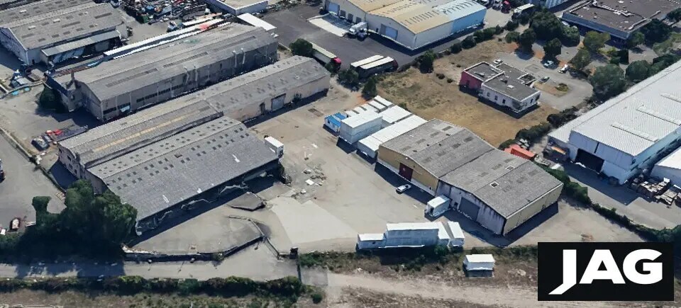 Local d'activités dans Jonage à vendre Photo de l’immeuble– Image 1 sur 5