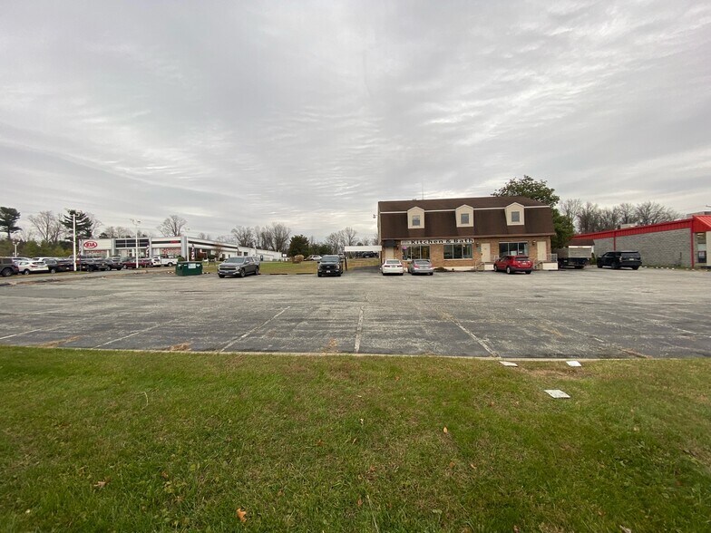2101 Bel Air Rd, Fallston, MD à vendre - Photo de l’immeuble – Image 1 sur 10