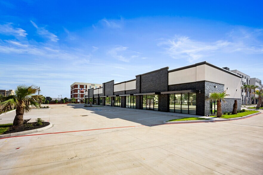 1247 S 13th St, La Porte, TX à louer - Photo de l’immeuble – Image 3 sur 15