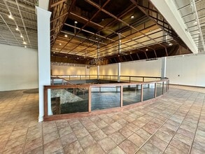 495 Hope St, Stamford, CT à louer Photo intérieure– Image 2 sur 10