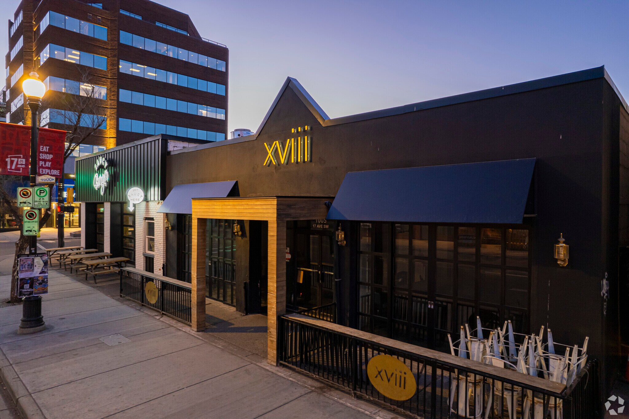 1005 17th Ave SW, Calgary, AB à louer Photo principale– Image 1 sur 36