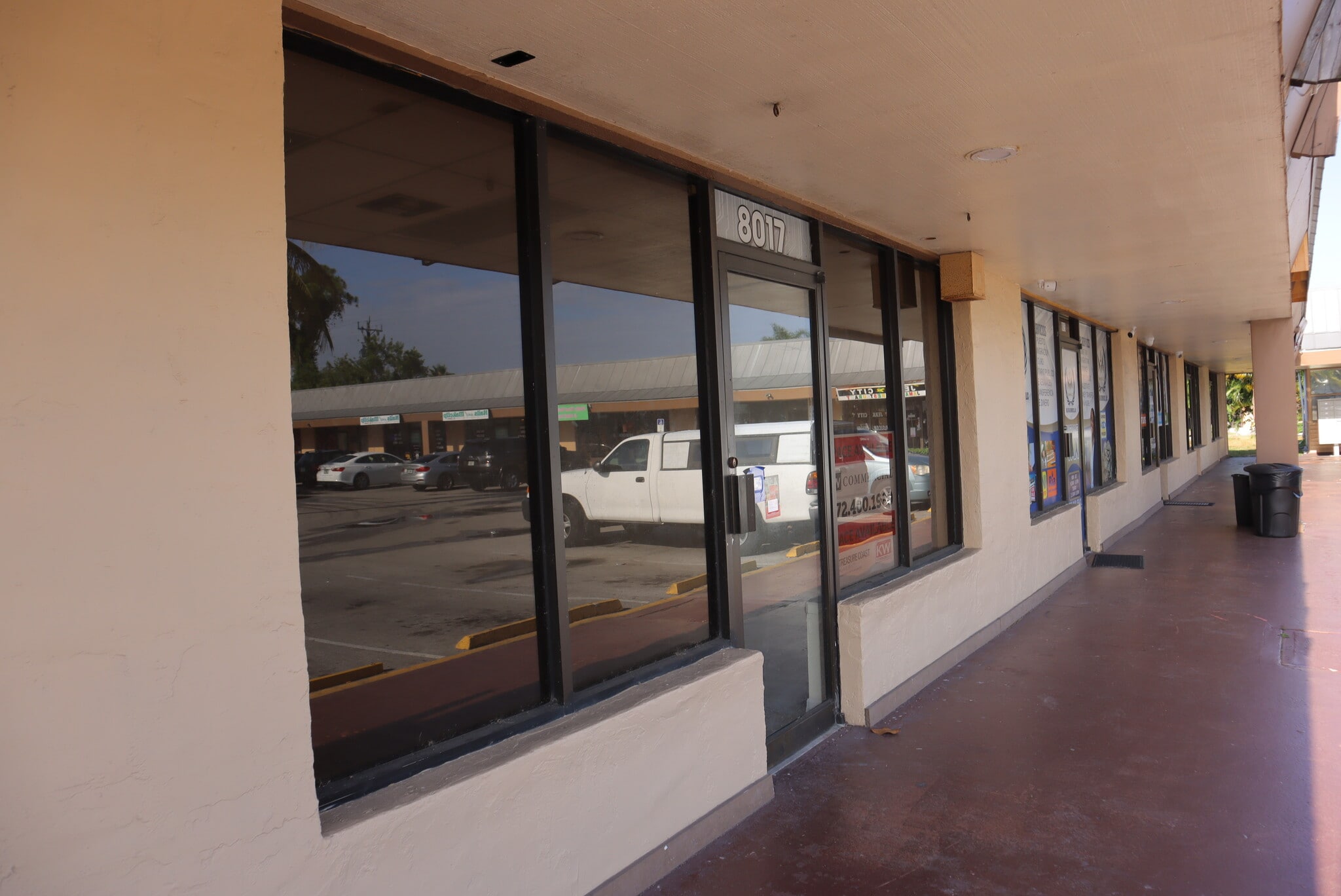 7991-8031 S Us-1 Hwy, Port Saint Lucie, FL à louer Photo de l’immeuble– Image 1 sur 4