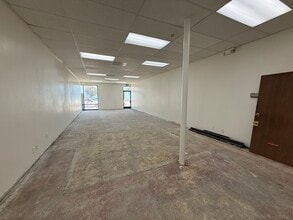 14417 Roscoe Blvd, Van Nuys, CA à louer Photo intérieure– Image 1 sur 5