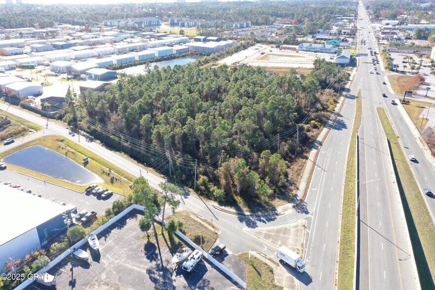 000 Front Beach Rd, Panama City Beach, FL à vendre - Photo de l’immeuble – Image 2 sur 12