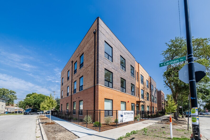 5069 N Northwest Hwy, Chicago, IL à vendre - Photo de l’immeuble – Image 3 sur 50