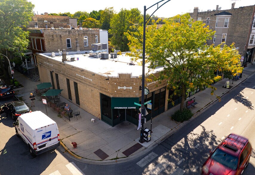 2101-2111 W Armitage Ave, Chicago, IL à vendre - Photo de l’immeuble – Image 3 sur 11
