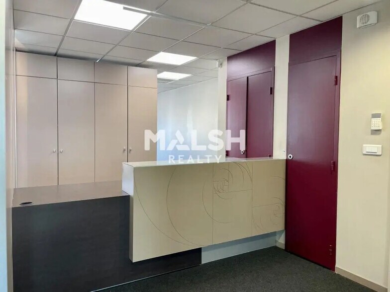 Bureau dans Lyon à louer - Photo de l’immeuble – Image 3 sur 17