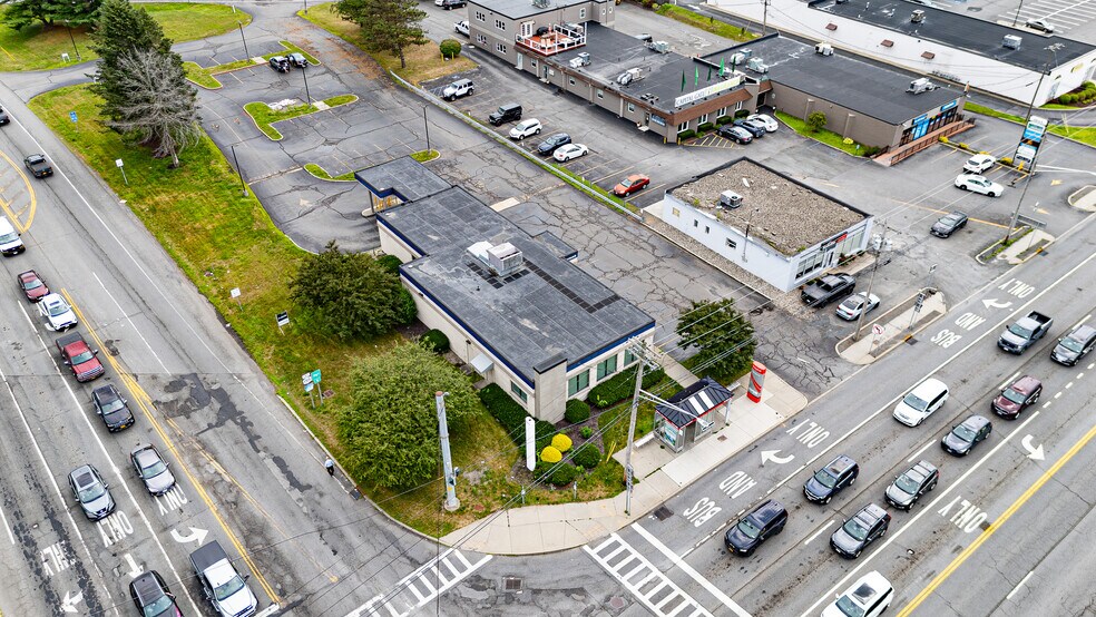 1847 Central Ave, Albany, NY à vendre - Photo de l’immeuble – Image 2 sur 14