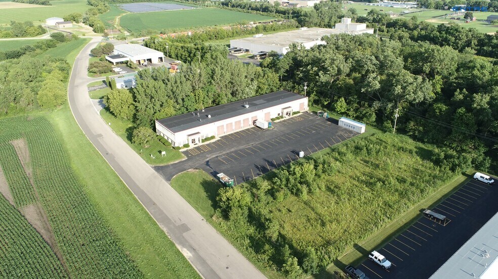 950 Greenlee St, Marengo, IL à louer - Aérien – Image 3 sur 4