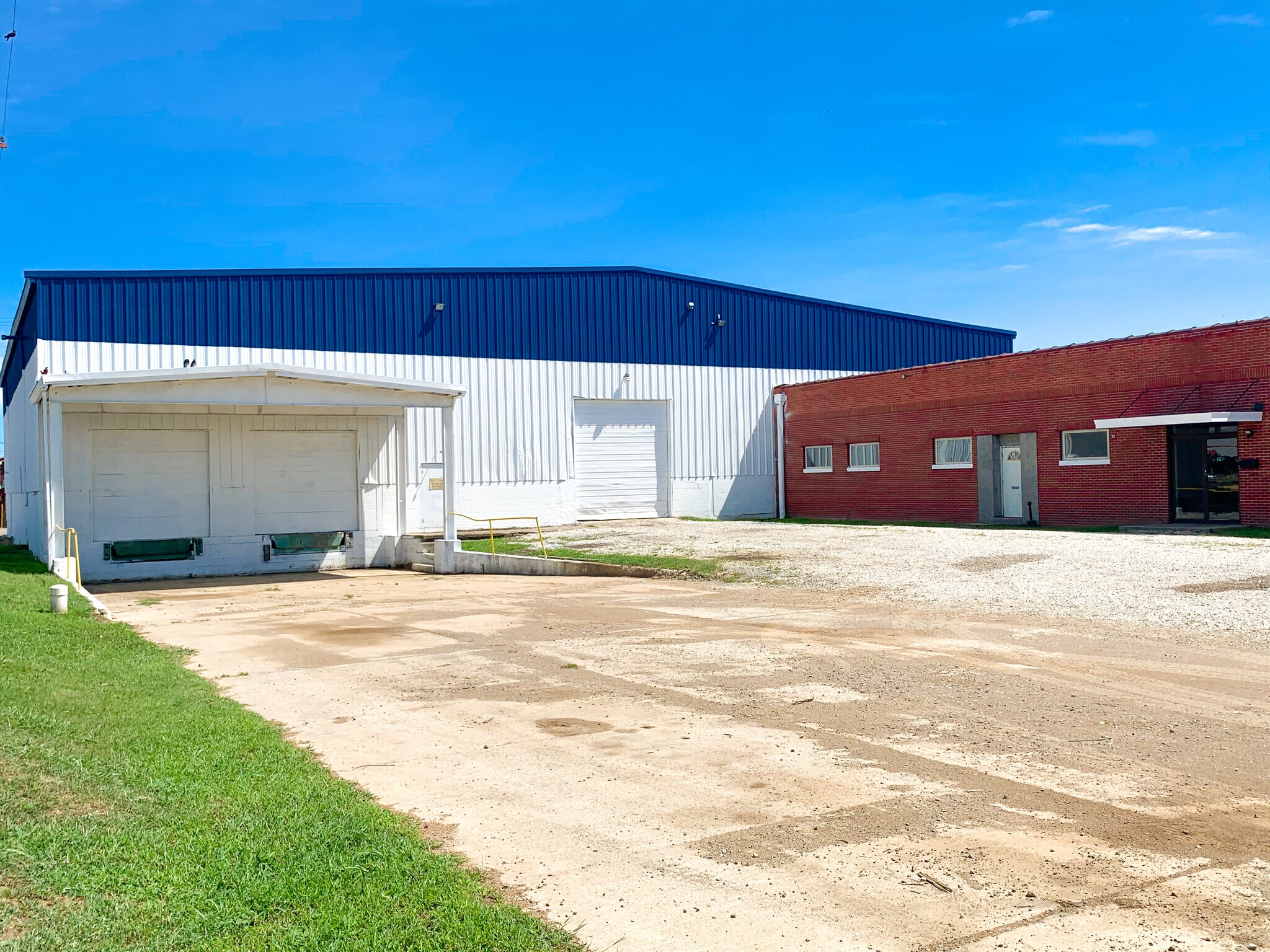 2420 Gallia St, Portsmouth, OH à louer Photo principale– Image 1 sur 9