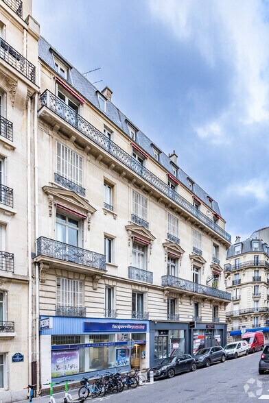 100 Rue De Tocqueville, Paris à vendre - Photo de l’immeuble – Image 3 sur 3