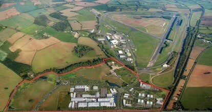 Watling St, Nuneaton à louer Aérien– Image 2 sur 3