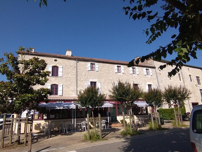 Plus de détails pour Local commercial à vendre