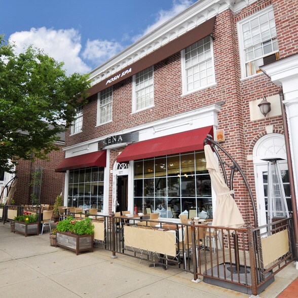 1077 Post Rd, Darien, CT à louer - Photo de l’immeuble – Image 2 sur 5