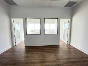 19790 W Dixie Hwy, Aventura, FL à louer Photo intérieure– Image 1 sur 2