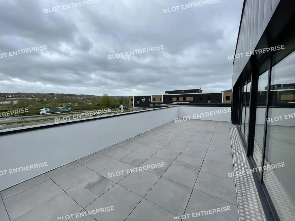 Bureau dans Landerneau à louer Photo de l’immeuble– Image 1 sur 14