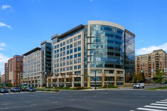 Plus de détails pour 3550 S Clark St, Arlington, VA - Bureau à vendre