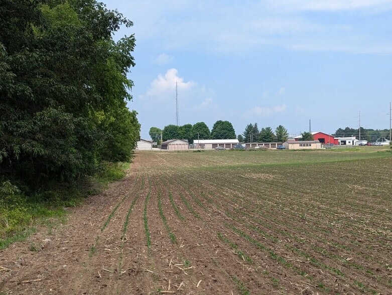 7998 E Grand River Ave, Portland, MI à vendre - Photo de l’immeuble – Image 2 sur 15