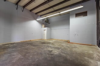 11568 132A St, Surrey, BC à louer Photo intérieure– Image 2 sur 7