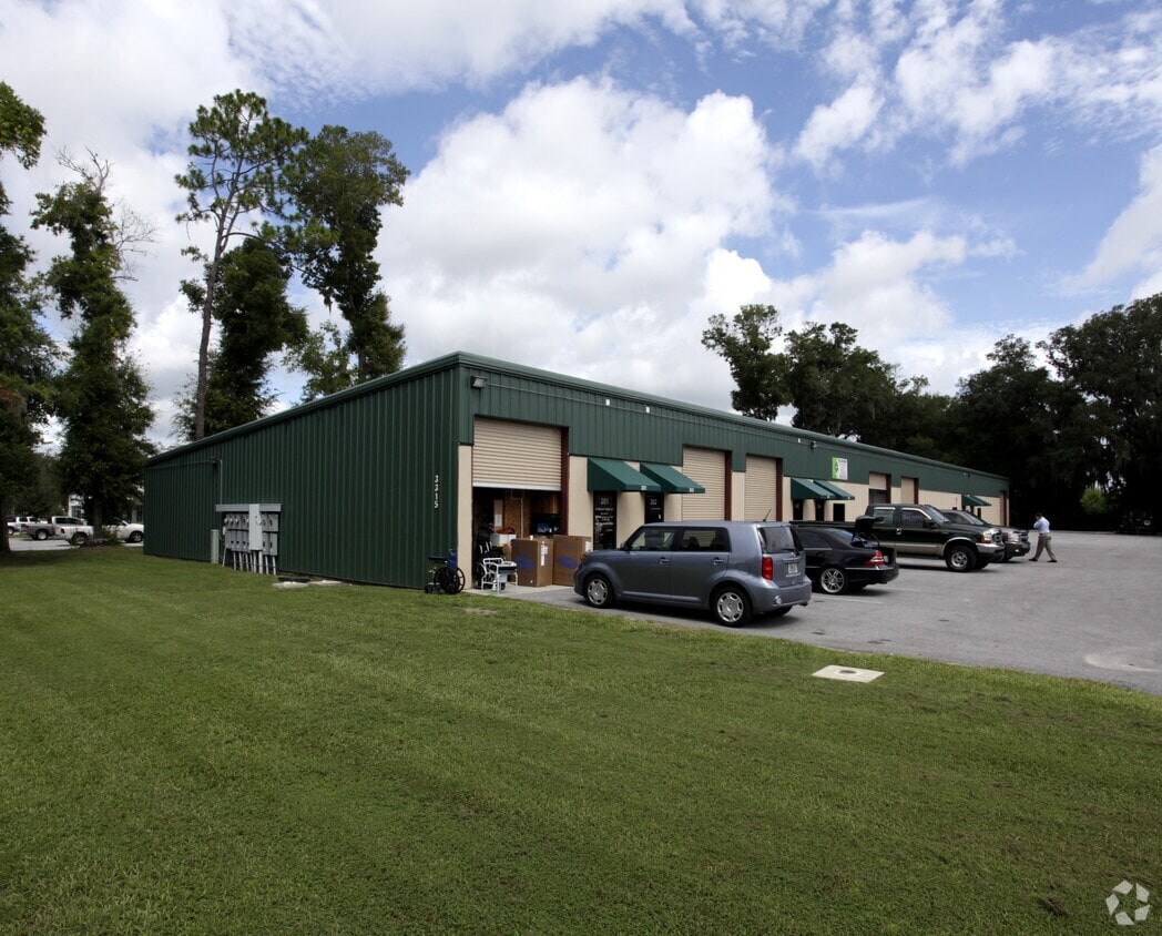 3315 SW 13th St, Ocala, FL à louer Photo intérieure– Image 1 sur 10