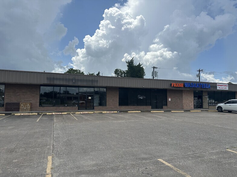 4210-4228 Fm-517, Dickinson, TX à louer - Photo de l’immeuble – Image 1 sur 7