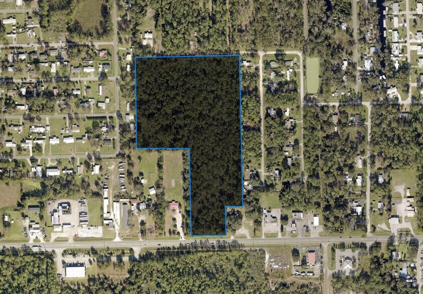 State Road 40, Astor, FL à vendre - Photo principale – Image 1 sur 2