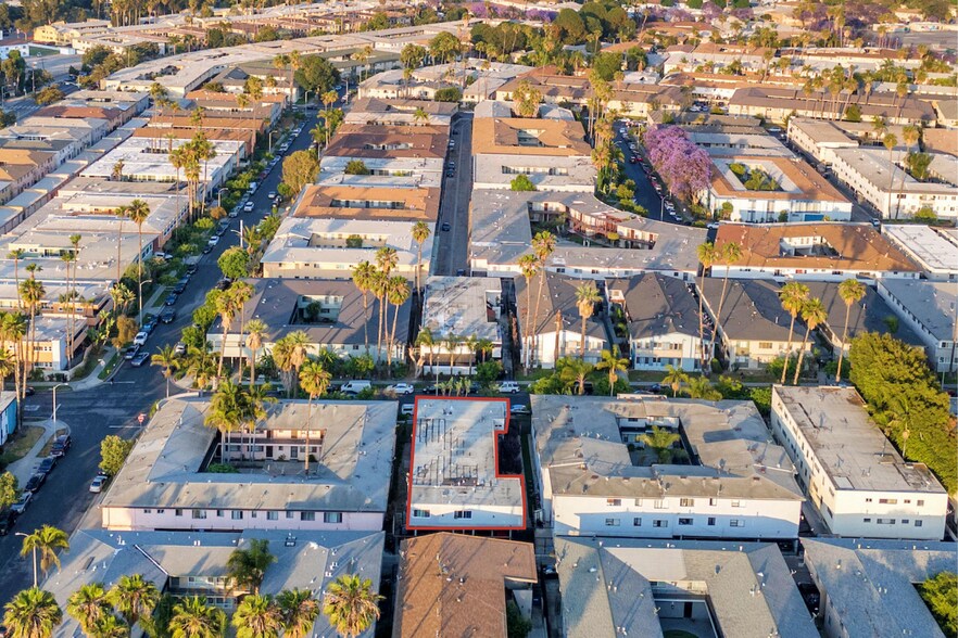 3849 Stevely Ave, Los Angeles, CA à vendre - Photo de l’immeuble – Image 3 sur 24