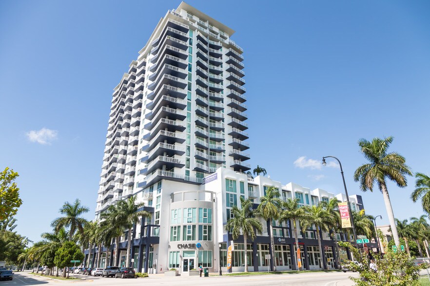 275 NE 18th St, Miami, FL à louer - Photo de l’immeuble – Image 2 sur 5