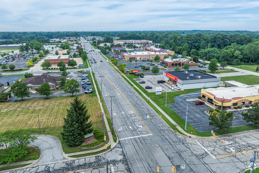 460 Sand Creek N Dr, Chesterton, IN à vendre - Aérien – Image 3 sur 13