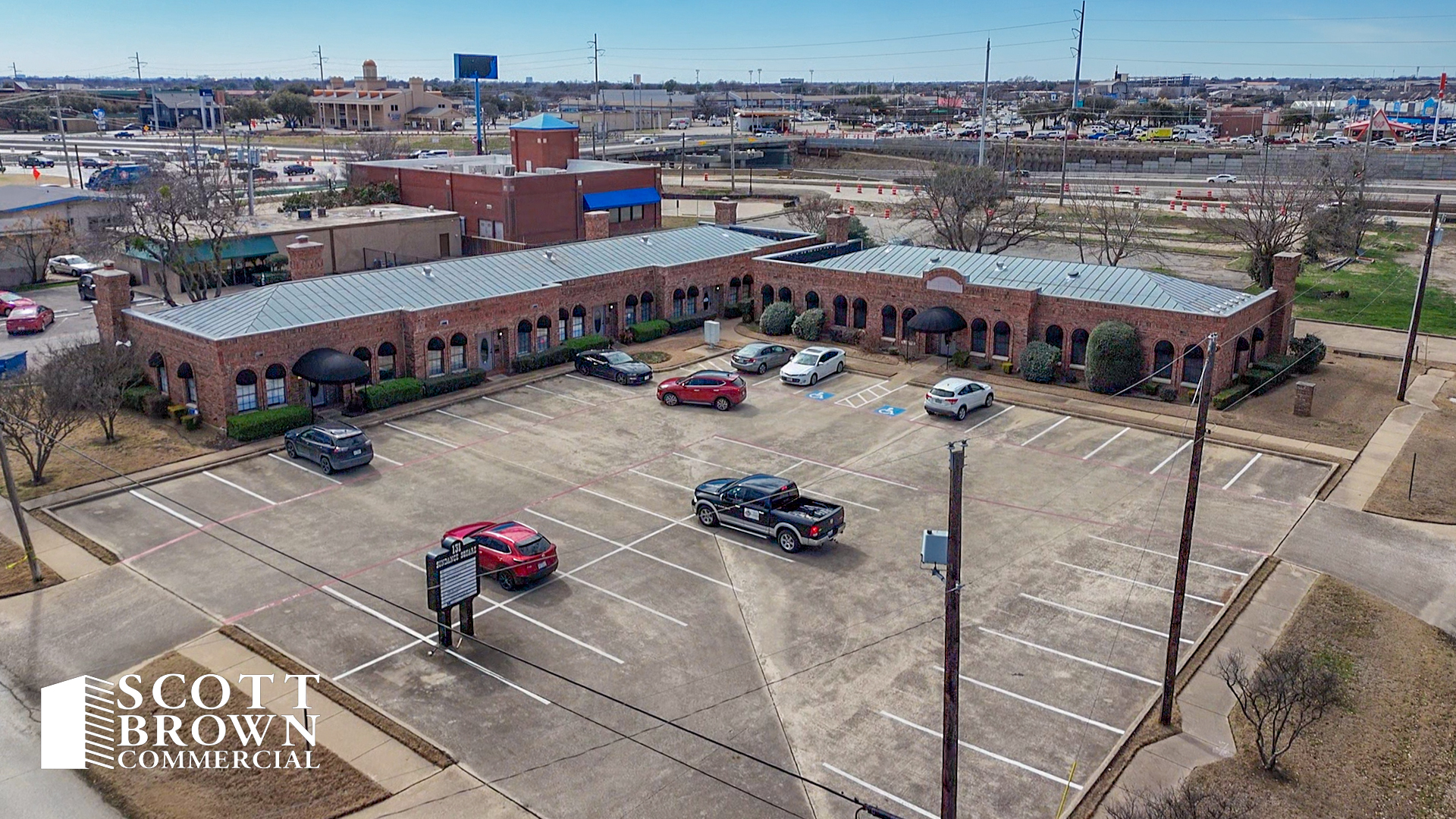 131 Degan Ave, Lewisville, TX à louer Photo de l’immeuble– Image 1 sur 11