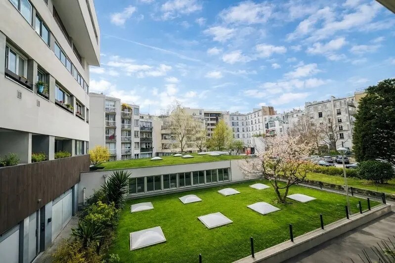 11 Rue Erard, Paris à louer Photo de l’immeuble– Image 1 sur 10