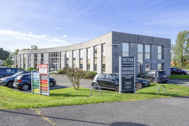 Plus de détails pour 3547 Route De Baziège La Lauragaise, Labège - Bureau à vendre