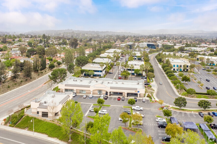 26054 Acero, Mission Viejo, CA à vendre - Aérien – Image 2 sur 13