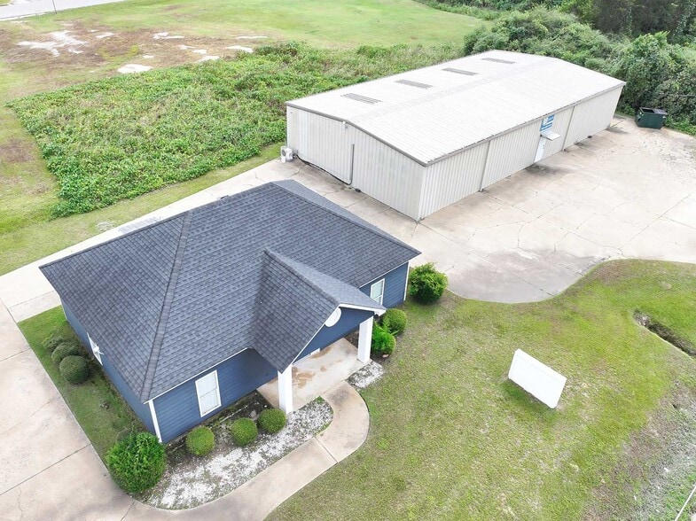 115 Spring Creek Rd, Bainbridge, GA à vendre - Photo principale – Image 1 sur 18