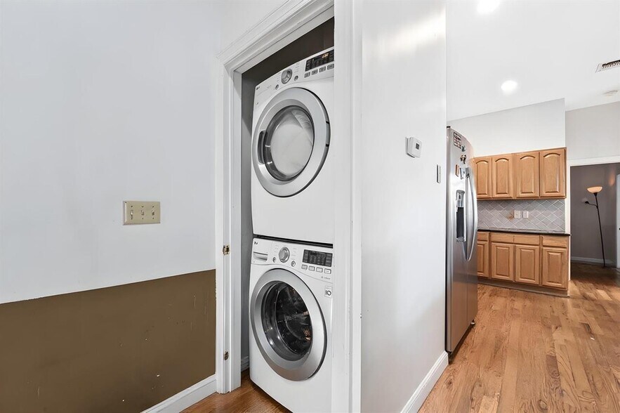 1303 Summit Ave, Union City, NJ à vendre - Photo de l’immeuble – Image 3 sur 18