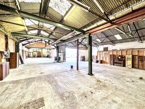 A4111, Hereford à vendre Photo intérieure– Image 2 sur 10