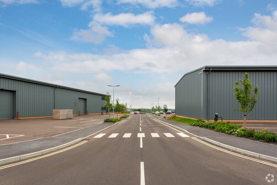Park Ln, Corsham à louer - Photo de l’immeuble – Image 3 sur 4