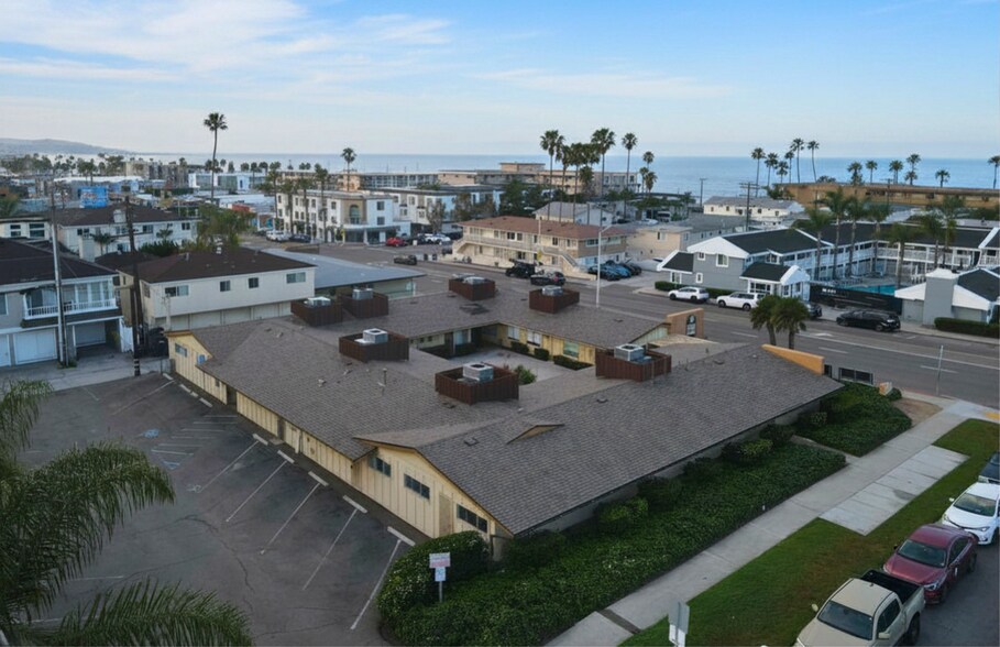 4747 Mission Blvd, San Diego, CA à louer - Photo de l’immeuble – Image 2 sur 13