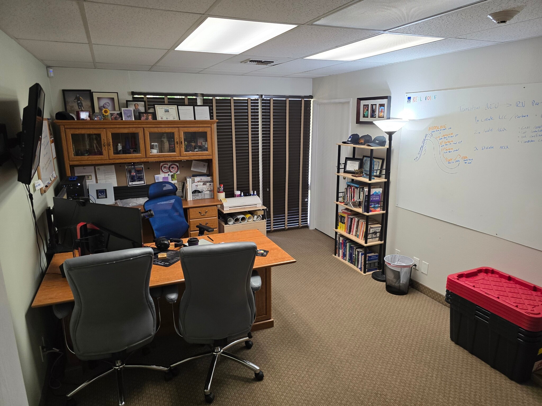 7177 Brockton Ave, Riverside, CA à louer Photo intérieure– Image 1 sur 4